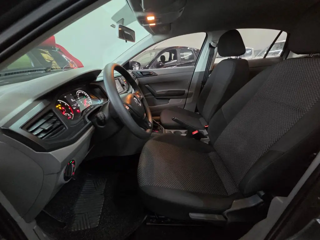 VOLKSWAGEN Virtus - Foto