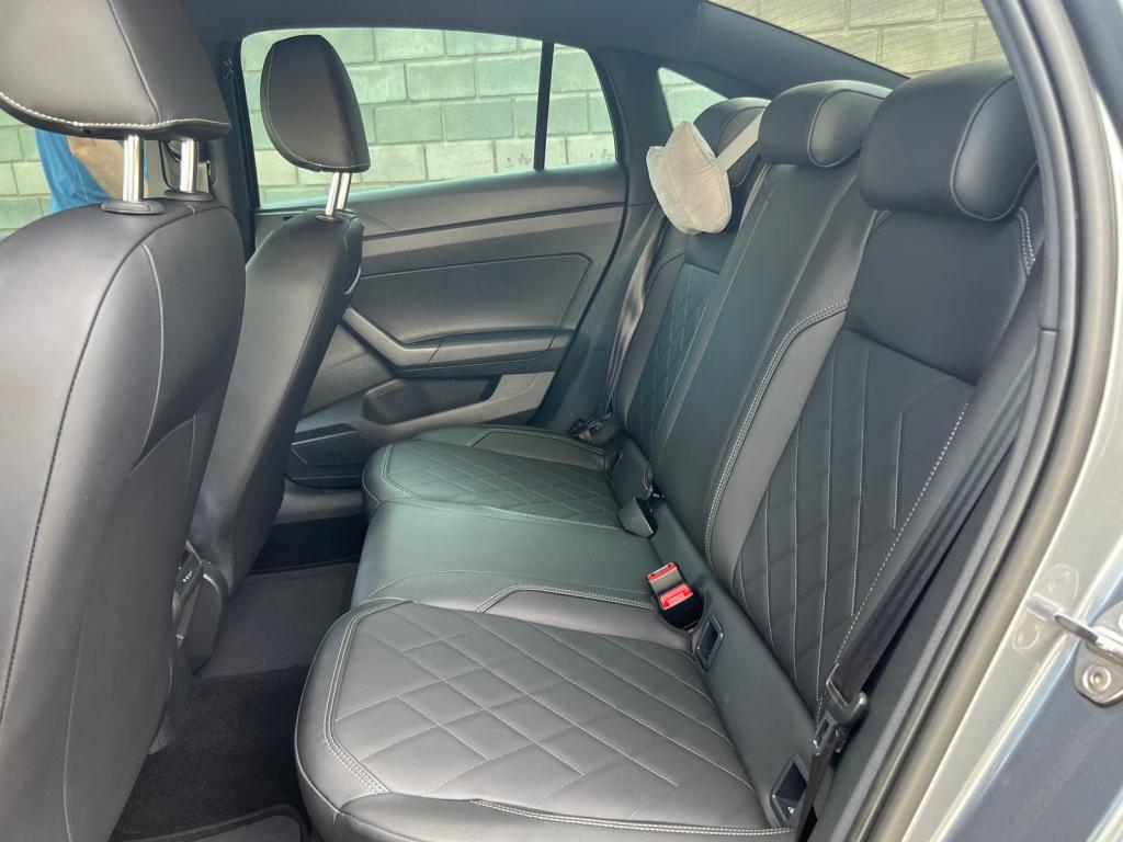 VOLKSWAGEN Virtus - Foto