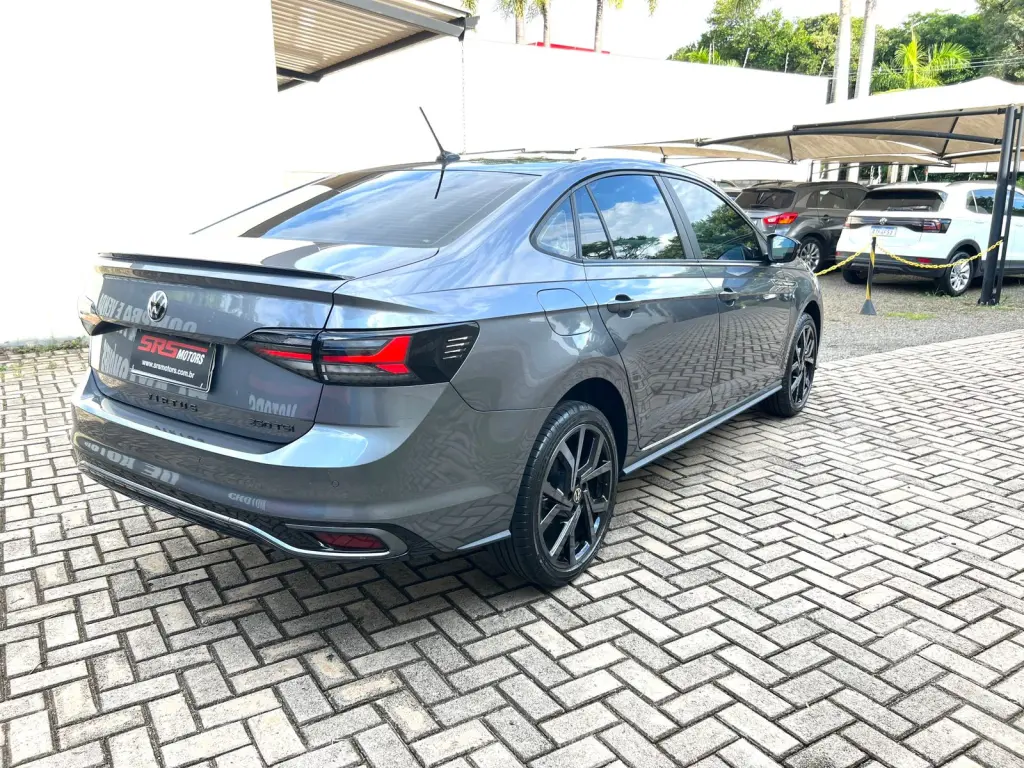 VOLKSWAGEN Virtus - Foto