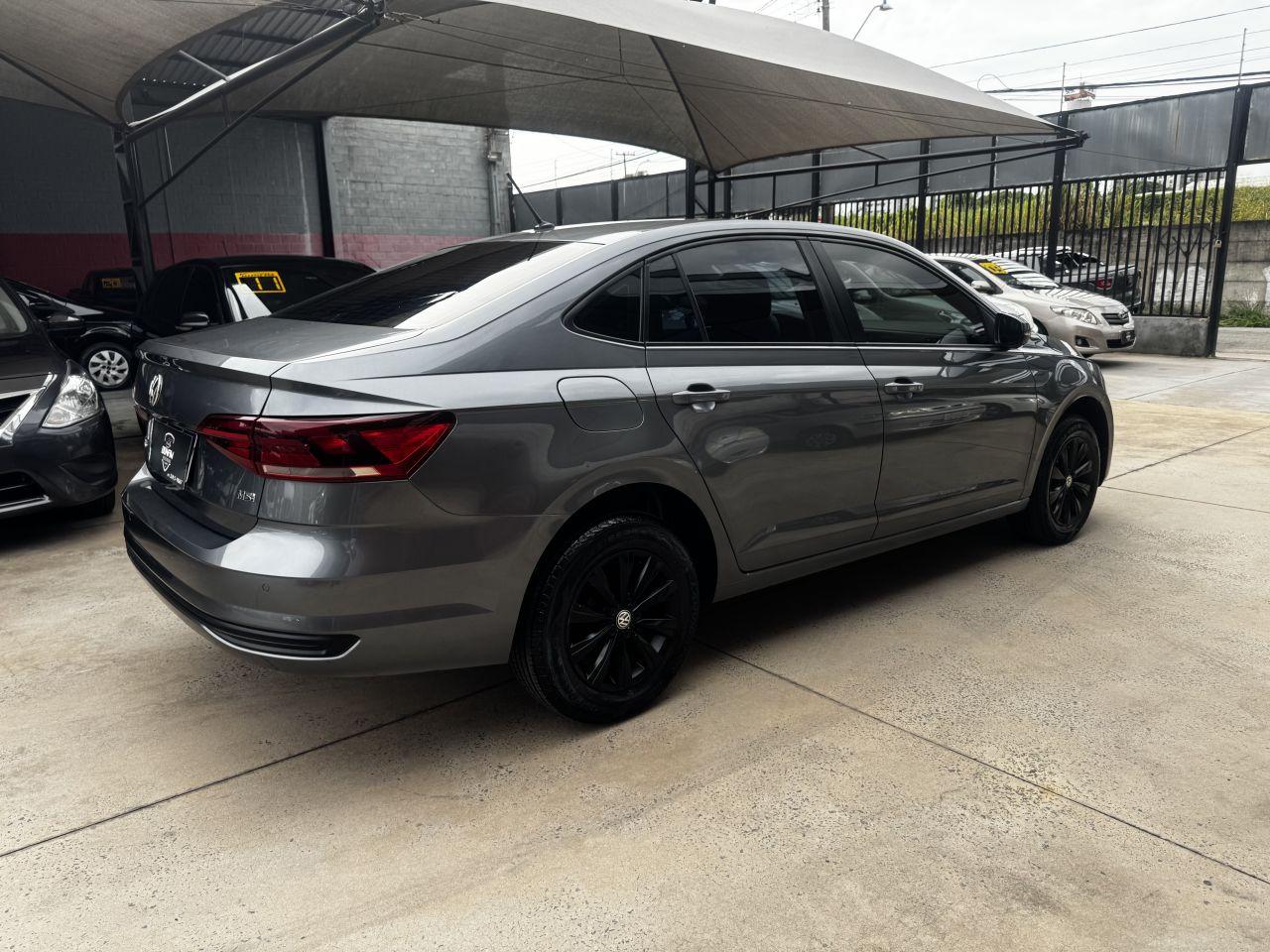 VOLKSWAGEN Virtus - Foto