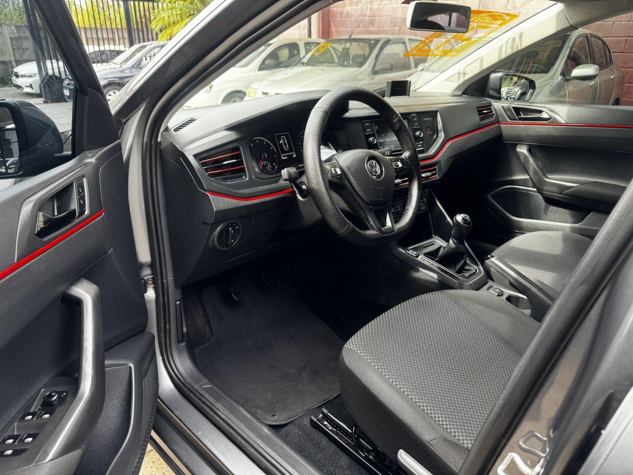 VOLKSWAGEN Virtus - Foto