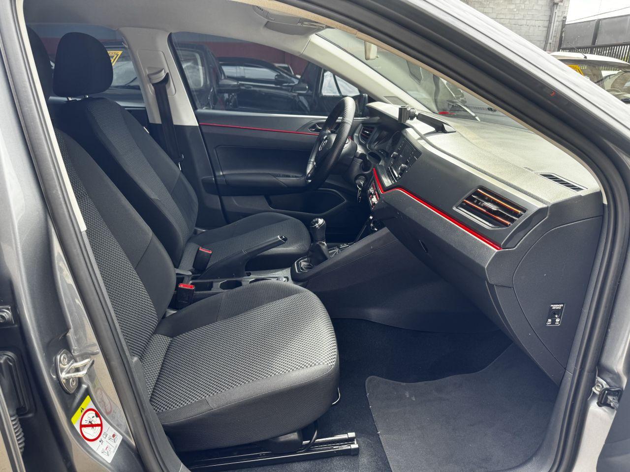 VOLKSWAGEN Virtus - Foto