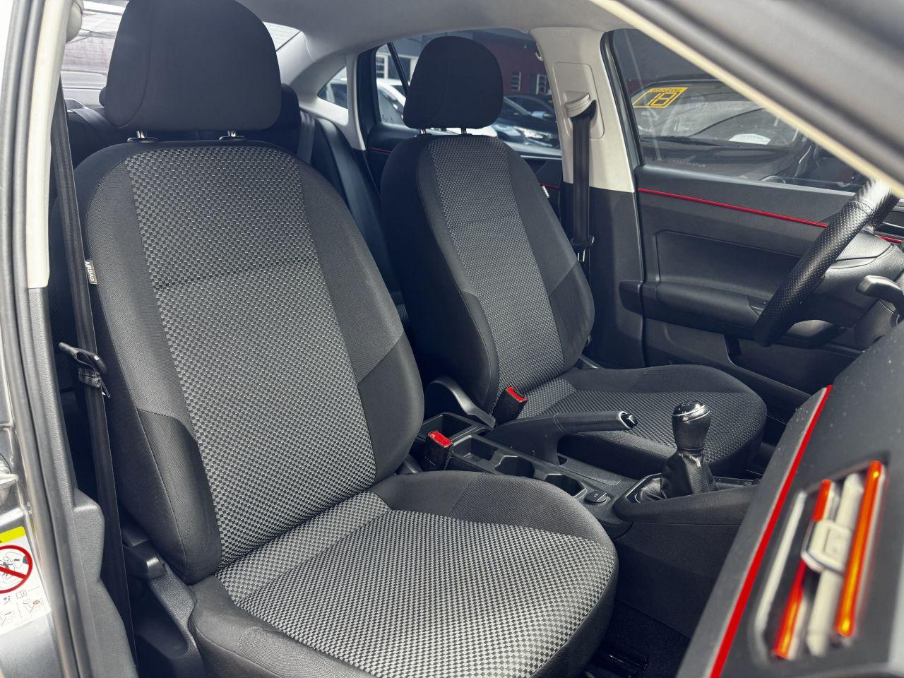 VOLKSWAGEN Virtus - Foto