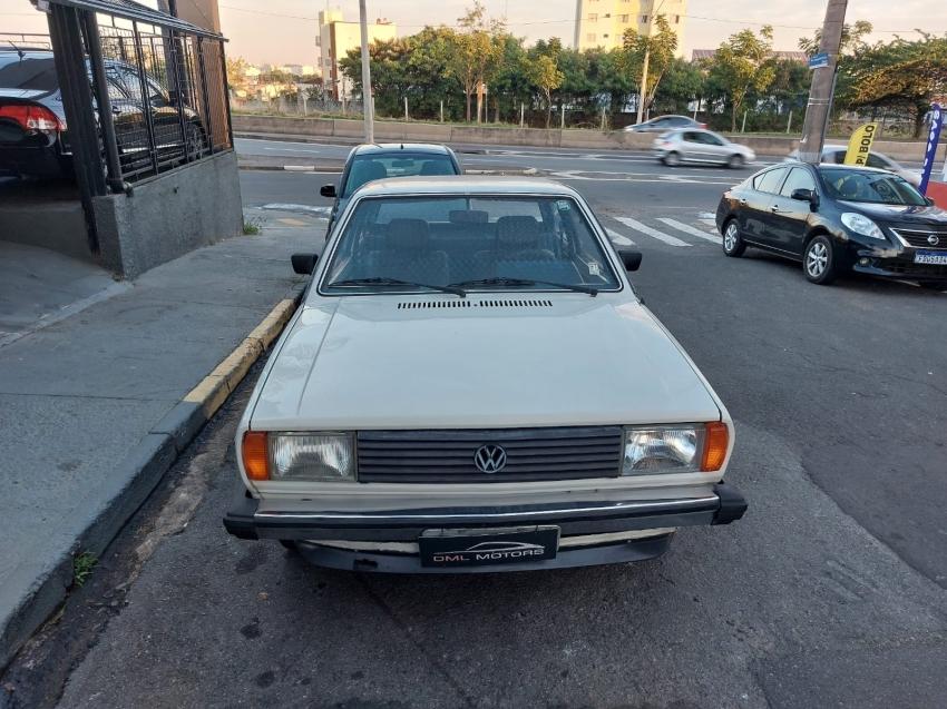 VOLKSWAGEN Voyage - Foto