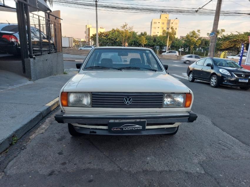 VOLKSWAGEN Voyage - Foto