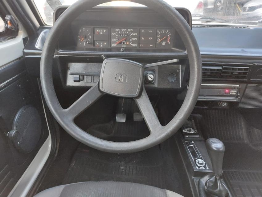 VOLKSWAGEN Voyage - Foto
