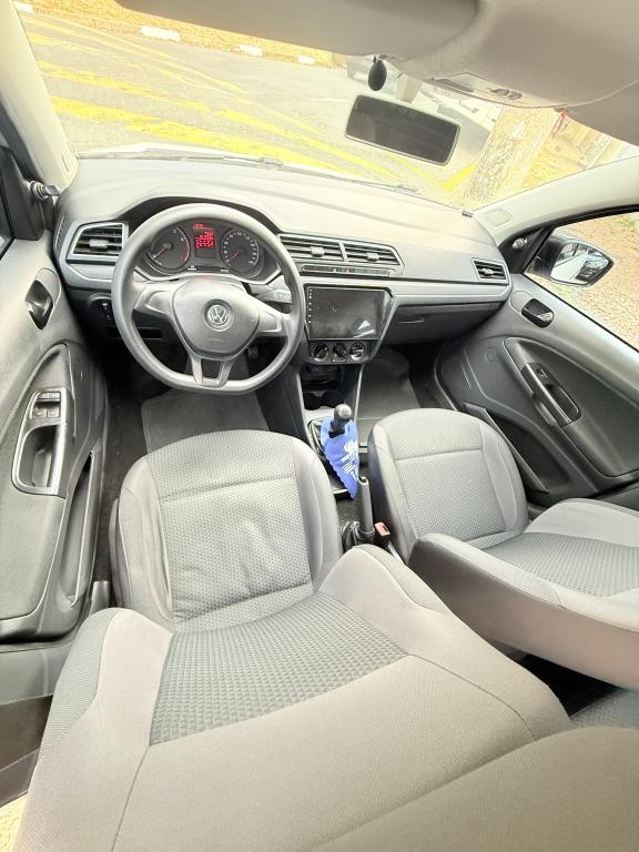 VOLKSWAGEN Voyage - Foto