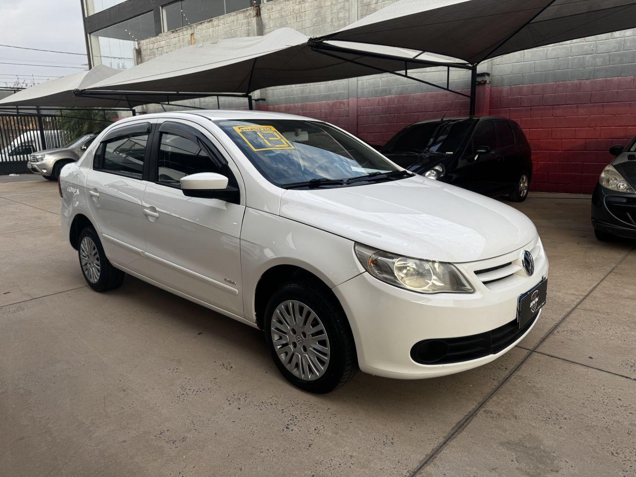VOLKSWAGEN Voyage