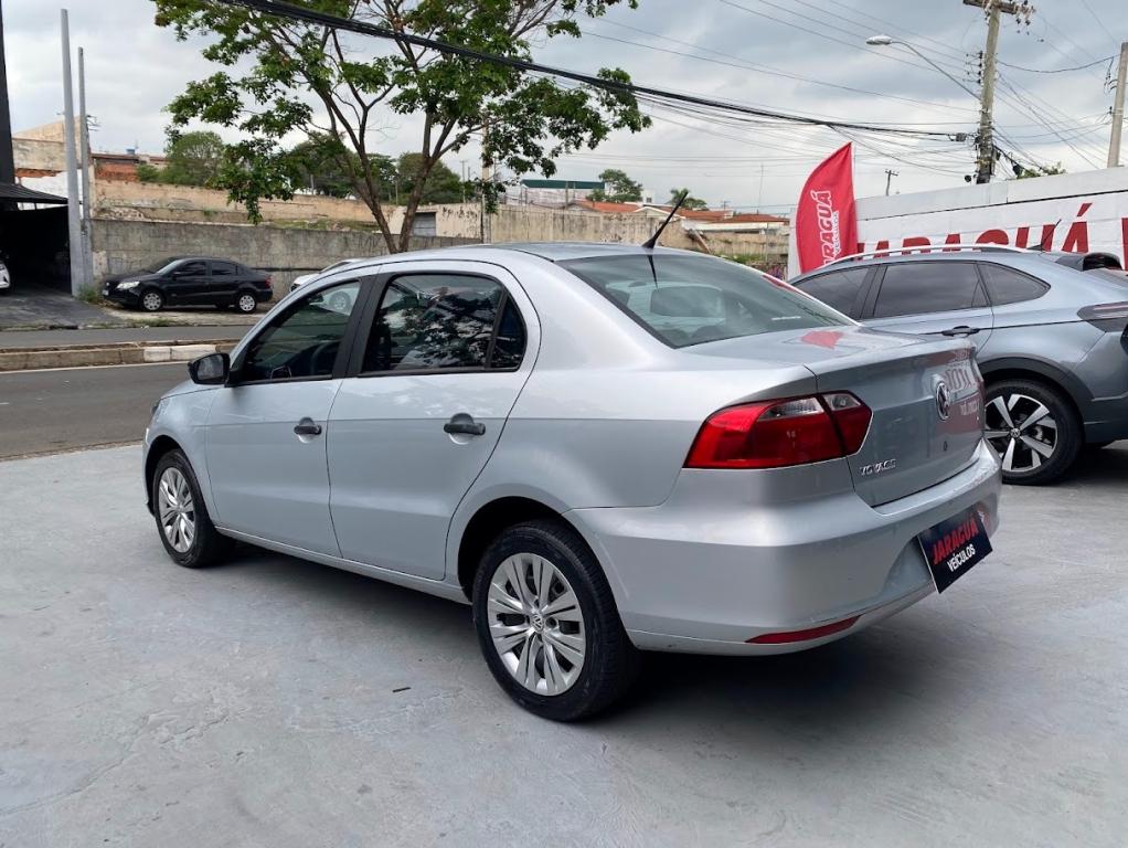 VOLKSWAGEN Voyage - Foto