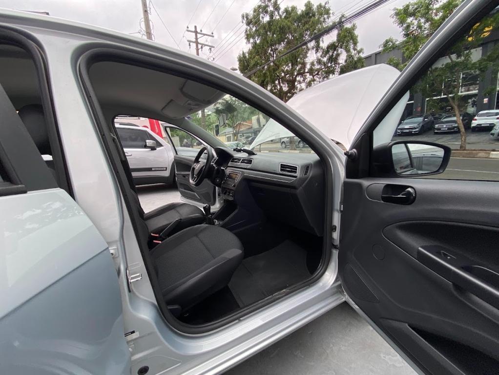 VOLKSWAGEN Voyage - Foto