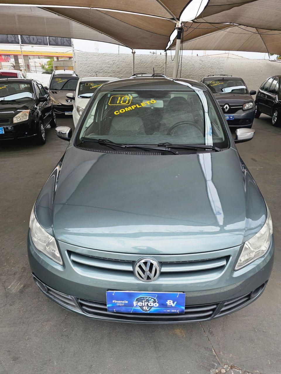 VOLKSWAGEN Voyage - Foto