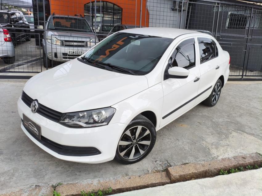 VOLKSWAGEN Voyage - Foto