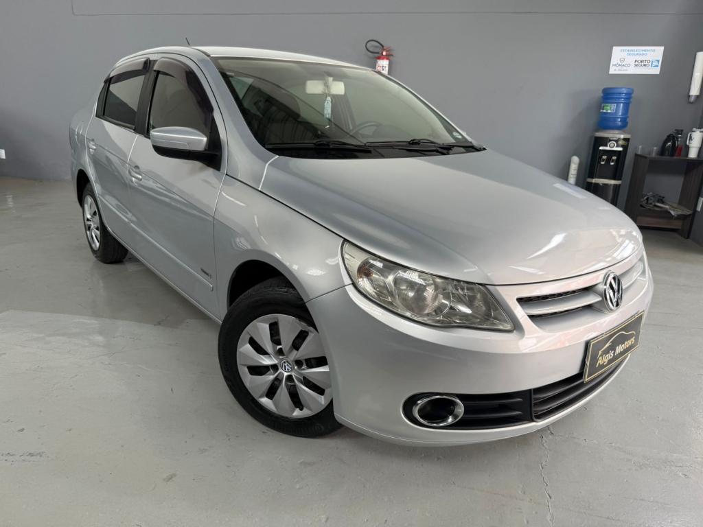 VOLKSWAGEN Voyage - Foto