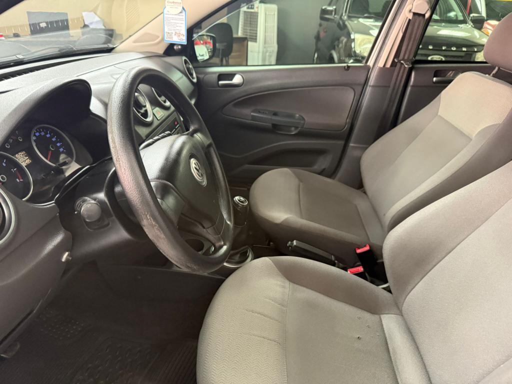 VOLKSWAGEN Voyage - Foto