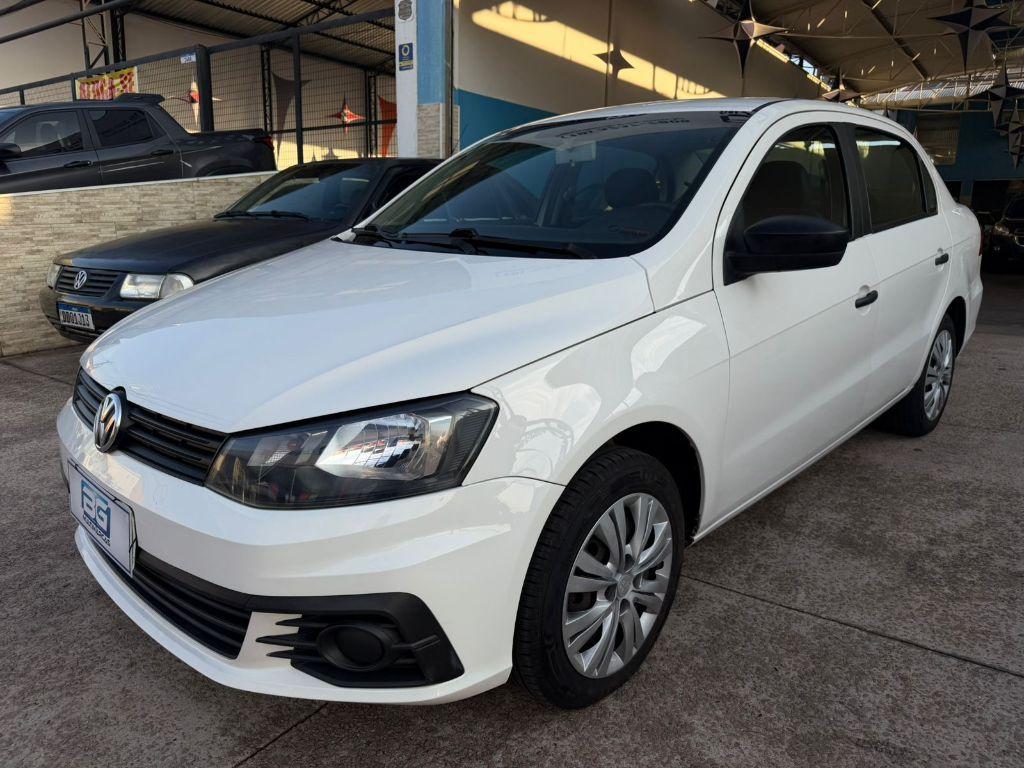 VOLKSWAGEN Voyage - Foto