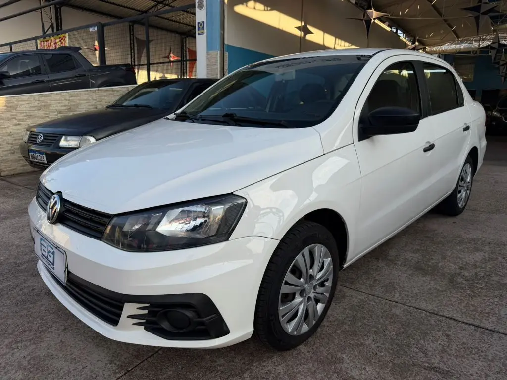 VOLKSWAGEN Voyage - Foto