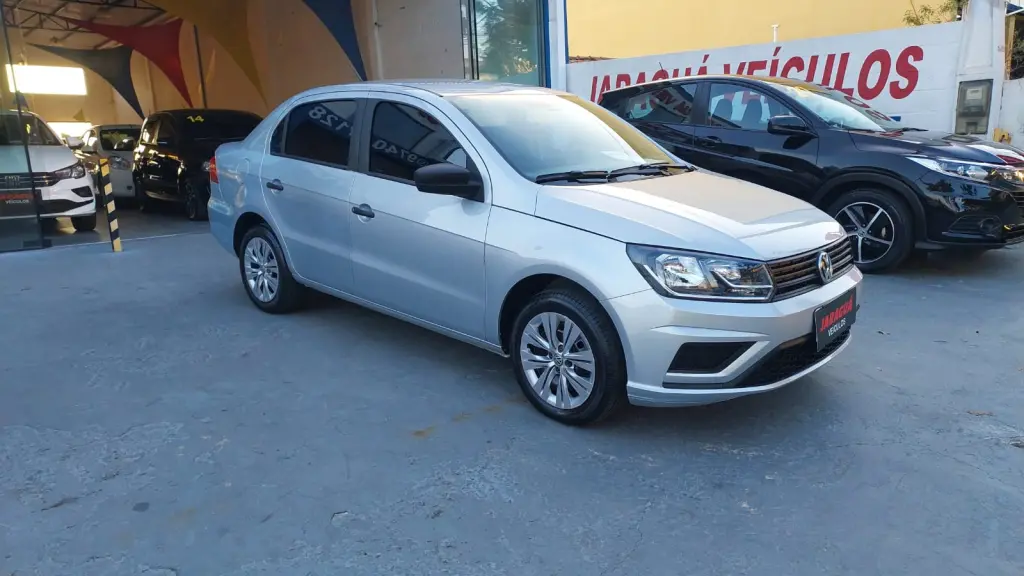 VOLKSWAGEN Voyage - Foto