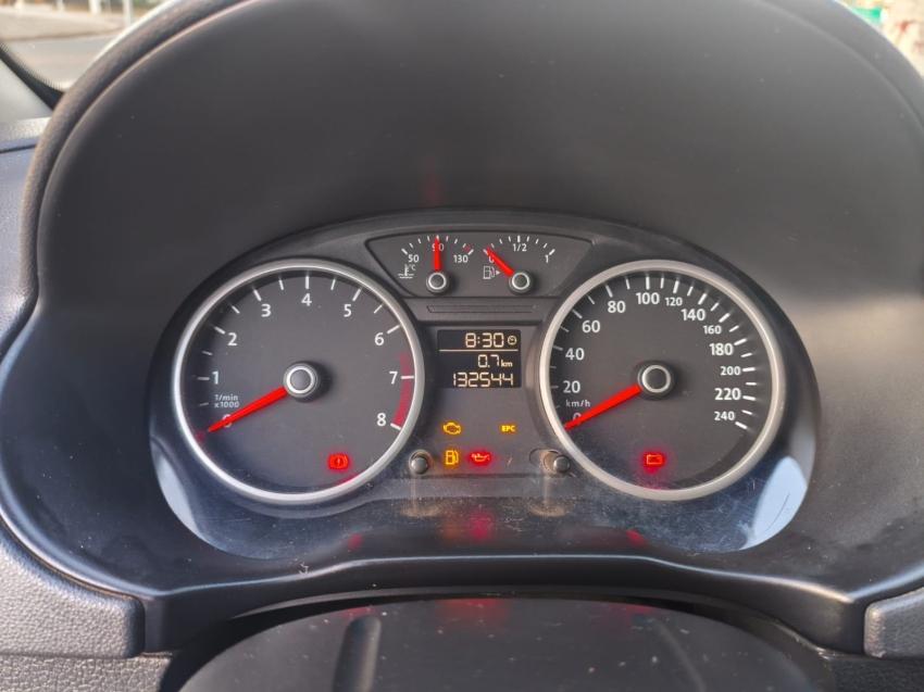 VOLKSWAGEN Voyage - Foto