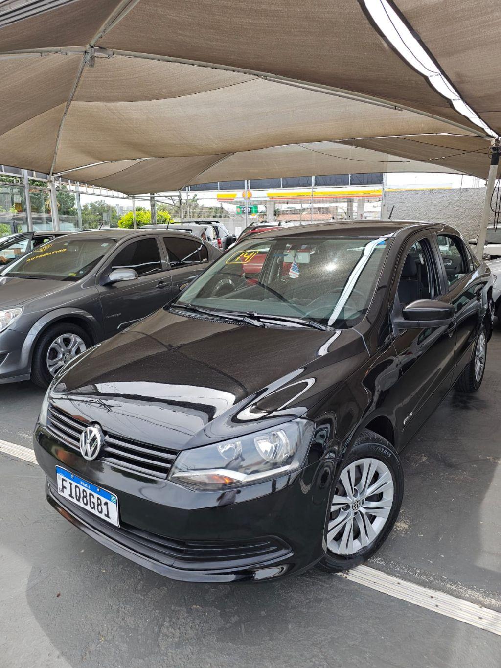 VOLKSWAGEN Voyage - Foto