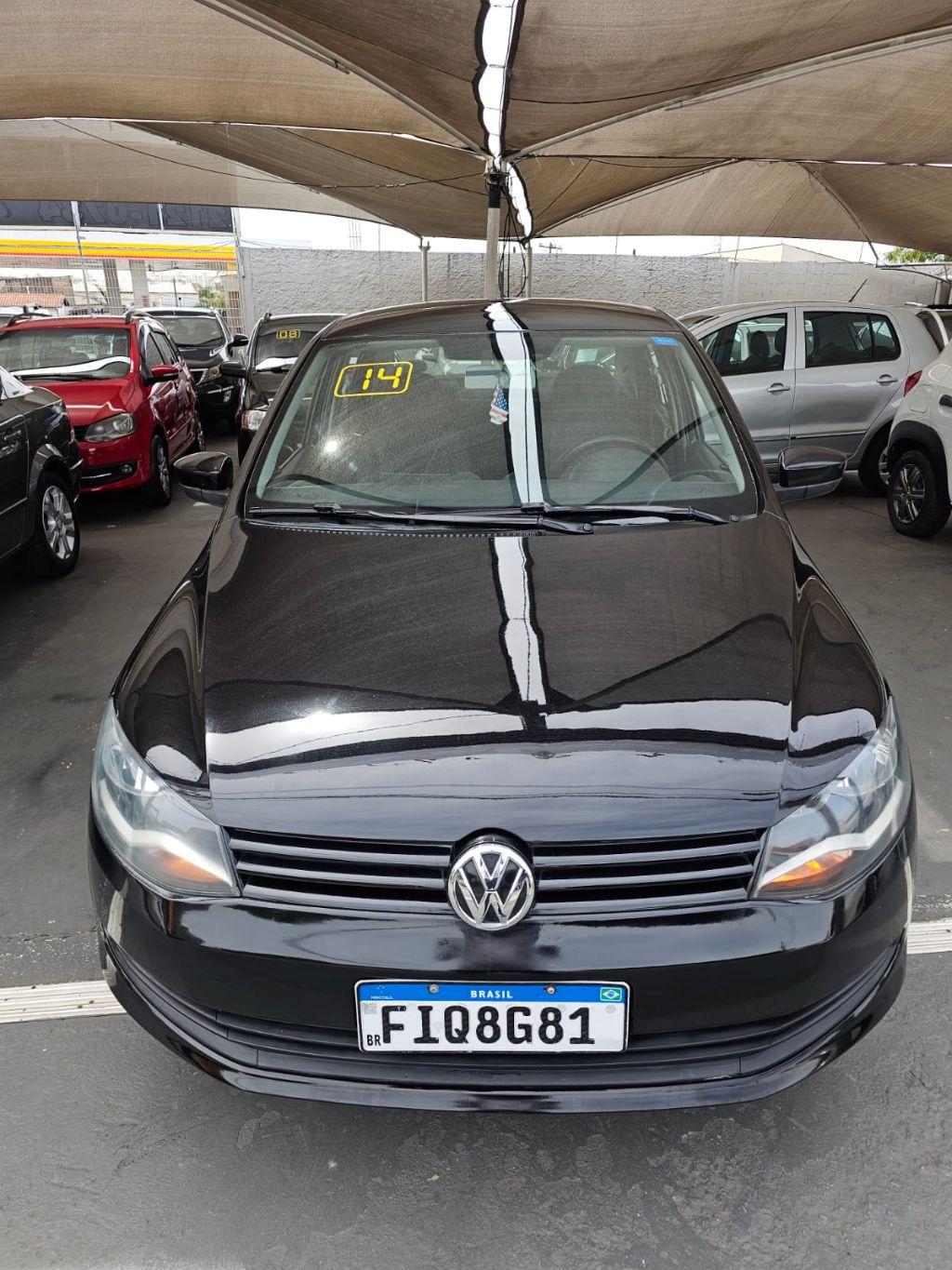 VOLKSWAGEN Voyage - Foto