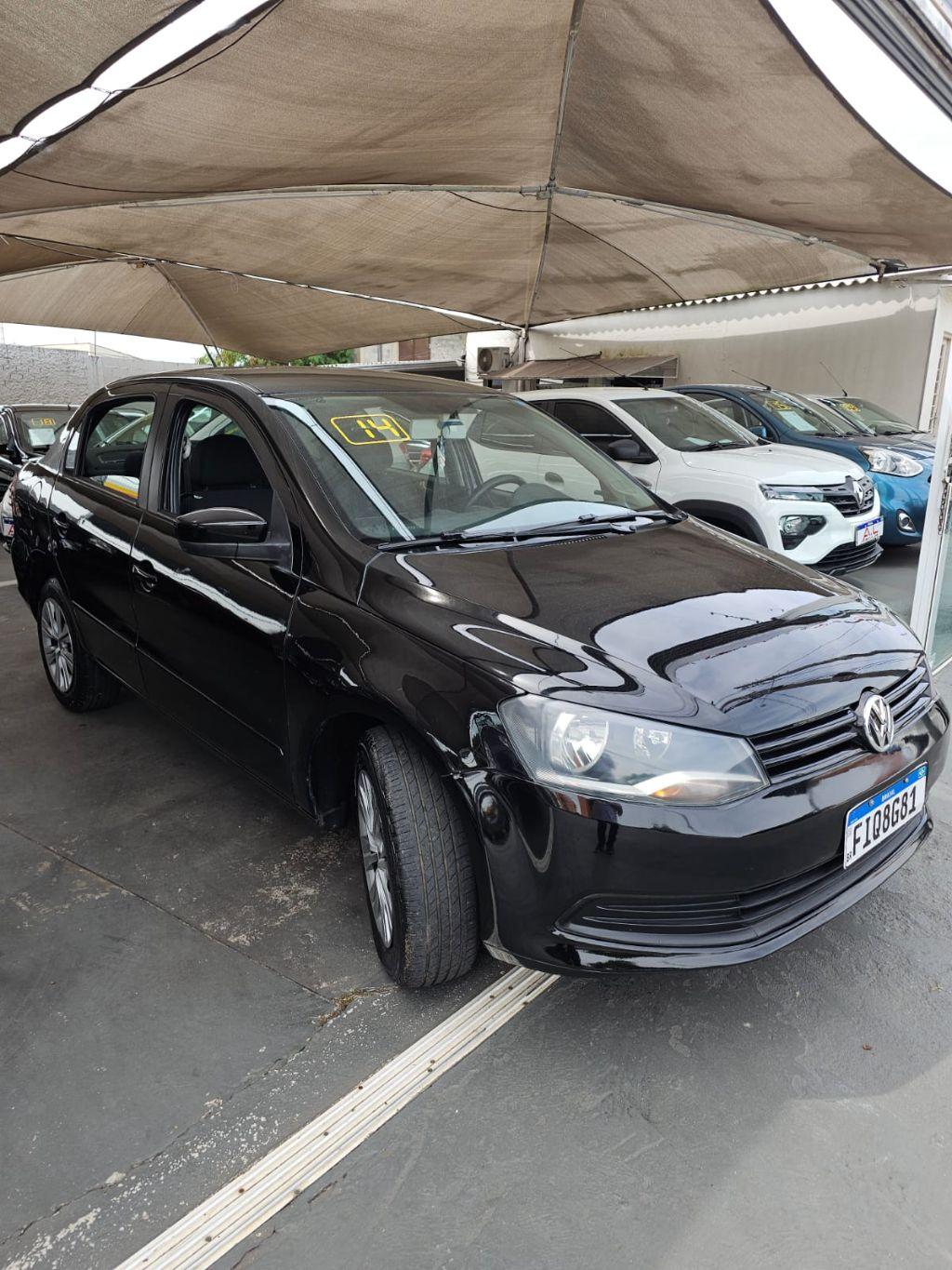 VOLKSWAGEN Voyage - Foto
