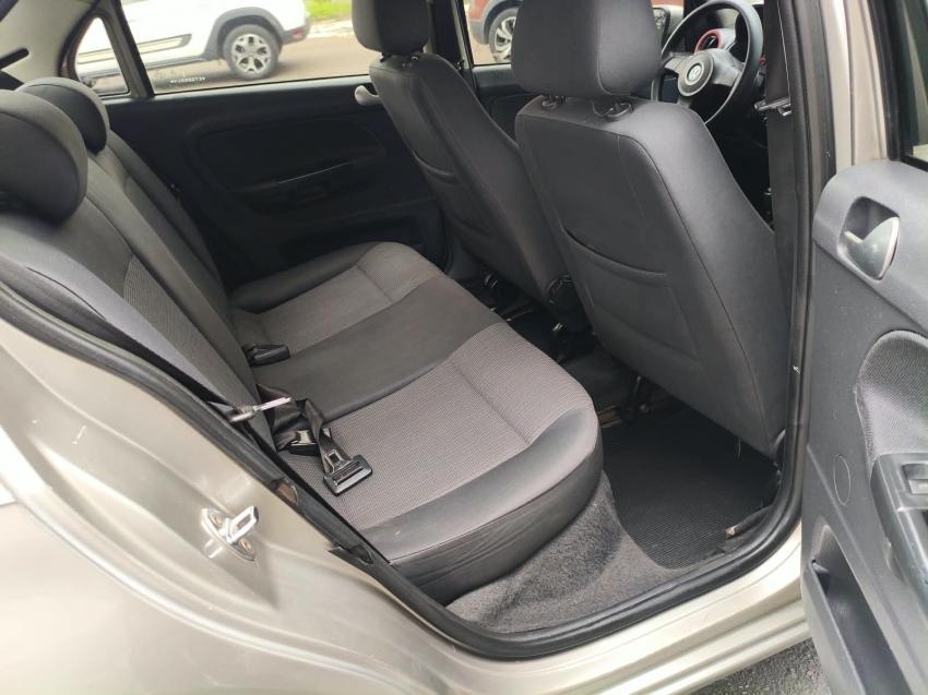 VOLKSWAGEN Voyage - Foto