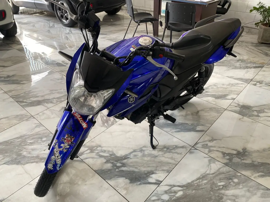 YAMAHA Fazer YS 150 - Foto