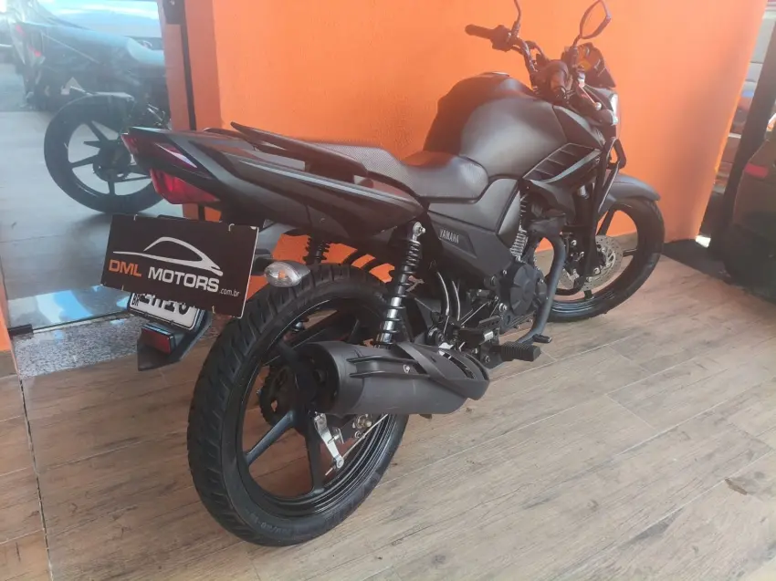 YAMAHA Fazer YS 150 - Foto