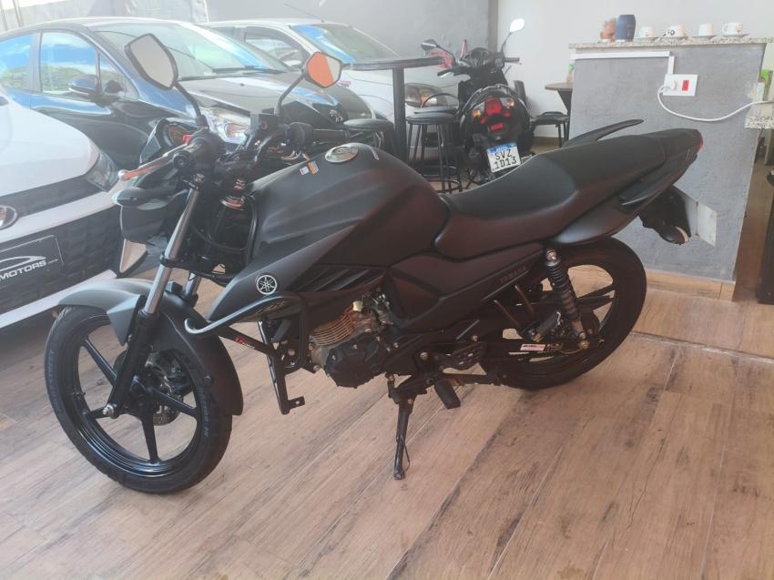 YAMAHA Fazer YS 150 - Foto