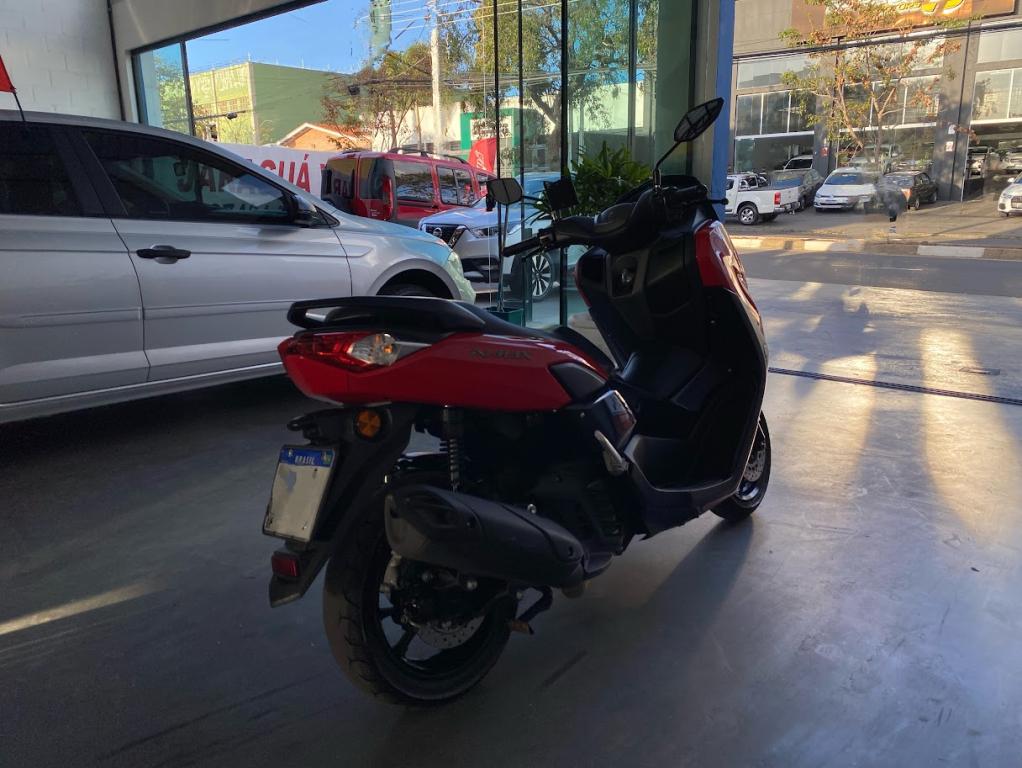 YAMAHA NMax 160 - Foto