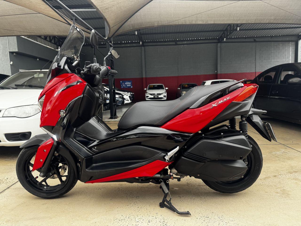 YAMAHA XMax 250