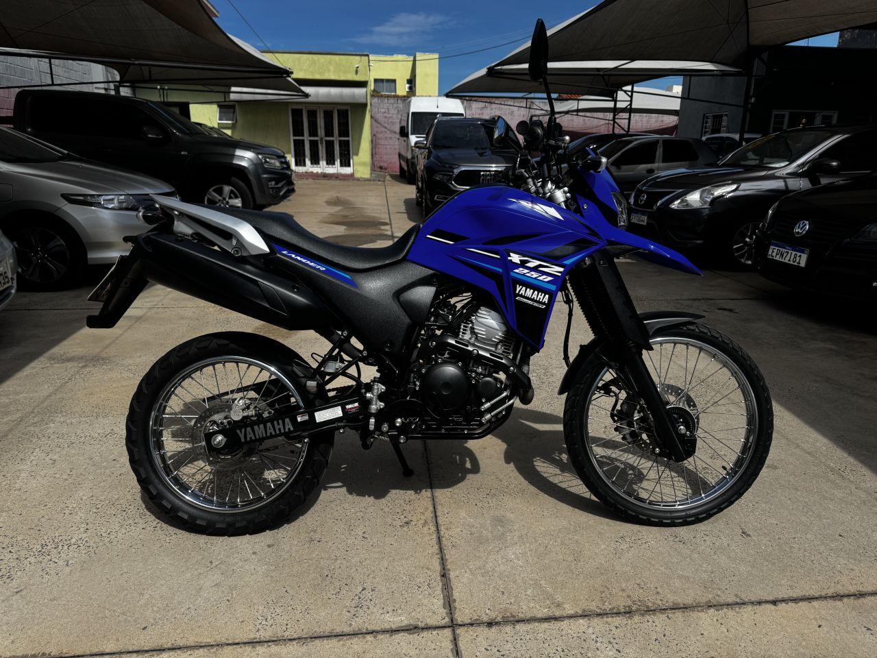 YAMAHA XTZ 250 - Foto