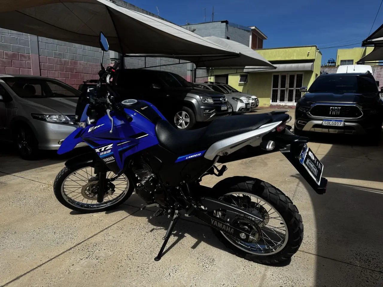 YAMAHA XTZ 250 - Foto