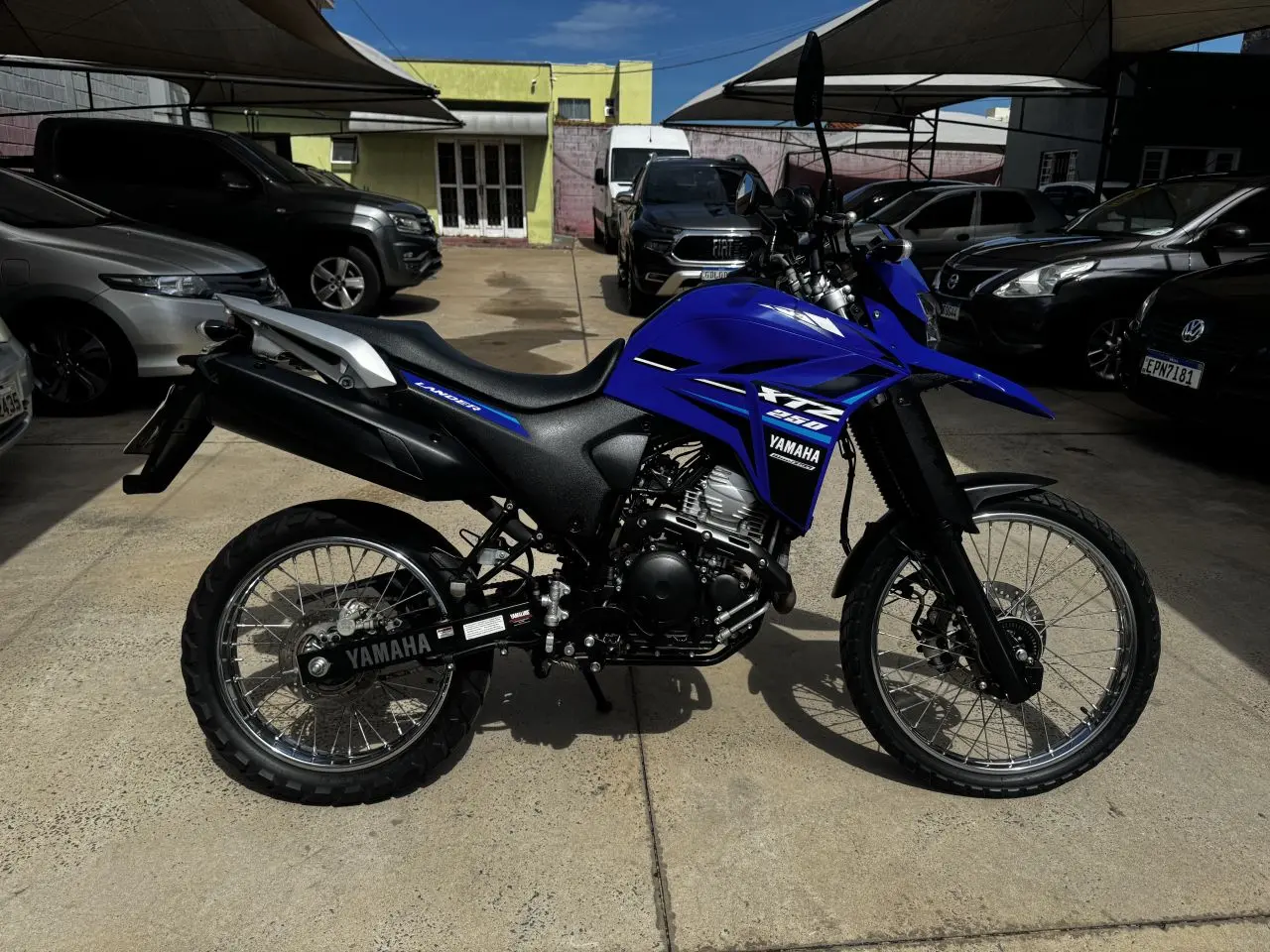 YAMAHA XTZ 250 - Foto