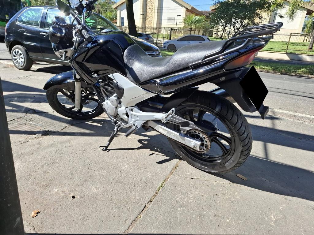 YAMAHA YS Fazer 250 - Foto