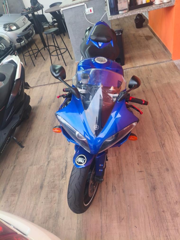YAMAHA YZF R1 1000 - Foto