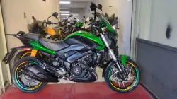 BAJAJ Dominar 400 