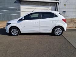CHEVROLET Onix Hatch 1.0 4P FLEX JOY