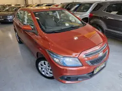 CHEVROLET Onix Hatch 1.4 4P FLEX LT