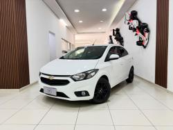 CHEVROLET Onix Hatch 1.4 4P FLEX LT AUTOMÁTICO
