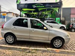FIAT Palio 1.8 4P HLX
