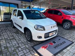 FIAT Uno 1.4 4P FLEX SPORTING