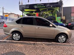FORD Fiesta Sedan 1.6 16V 4P SEL