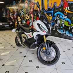 HONDA X-ADV 750 