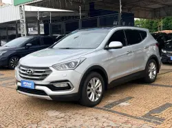 HYUNDAI Santa Fé 3.3 V6 24V 4P 4X4 270 CV 7 LUGARES AUTOMÁTICO
