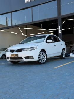 KIA Cerato Sedan 1.6 16V 4P E.273 AUTOM�TICO