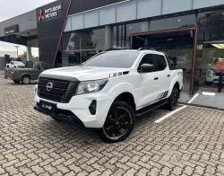 NISSAN Frontier 2.3 ATTACK CABINE DUPLA 4X4 BI-TURBO DIESEL AUTOM�TICO