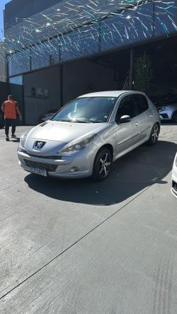 PEUGEOT 207 Hatch 1.6 16V 4P QUIKSILVER FLEX