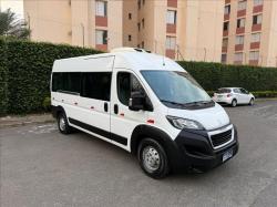 PEUGEOT Boxer 2.3 HDI 330 TURBO DIESEL EXECUTIVE 16 LUGARES