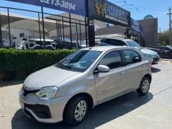 TOYOTA Etios Hatch 1.5 16V 4P FLEX XS AUTOMÁTICO